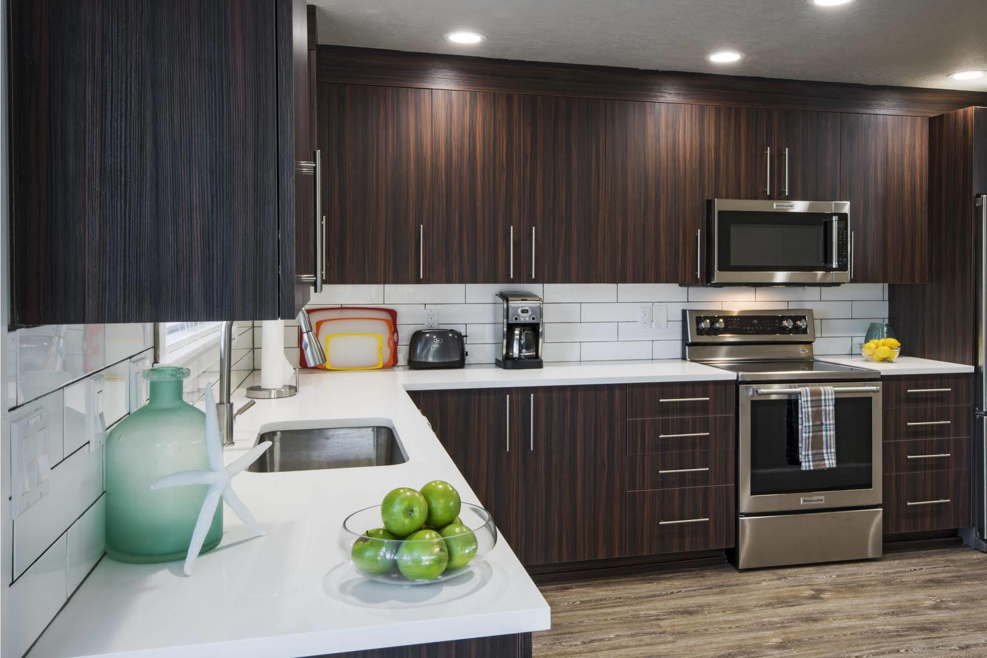 Beach Drive Suites Seaside Bagian luar foto
